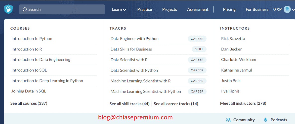 Ngoài R bạn có thể học Python, SQL và các môn về Khoa học dữ liệu khác.